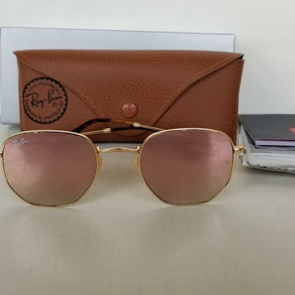Ray Ban Hexagonal rose gold  with golden frame